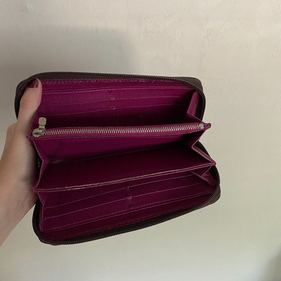 Vintage Louis Vuitton Zippy Organizer Wallet - Picture 2 of 3